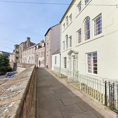 River View: Characterful Townhouse, Stunning Views Berwick Upon Tweed Exterior photo